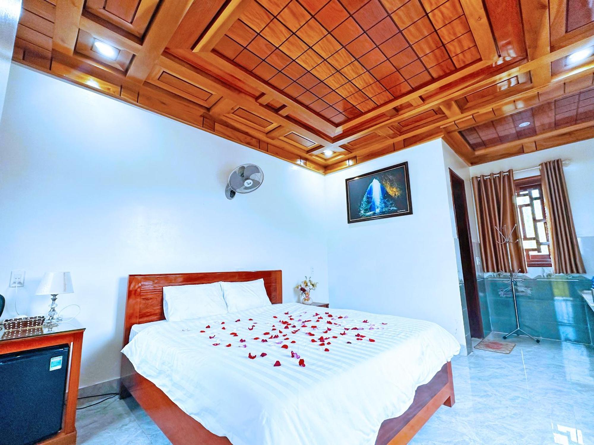 The Hill Villas Phong Nha Eksteriør billede